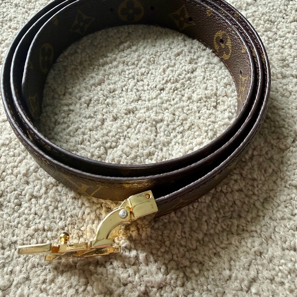 LV Brown Monogram Belt with Gold Buckle - Picture 2 of 9